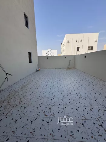 شقة للبيع في شارع احمد الطيبي, حي السويس 1, مدينة جازان, منطقة جازان صورة 5