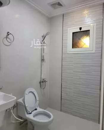 شقة للإيجار في شارع عبد الرحمن بن محمد المصيبيح, حي الحفيرة, مدينة الاحساء, المنطقة الشرقية صورة 2