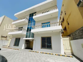 عمارة للبيع في شارع الامير متعب ابن عبدالعزيز, حي مدينة العمال, مدينة الخبر, المنطقة الشرقية صورة 2