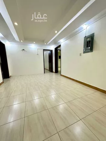 شقة للإيجار في شارع الامير عبدالمجيد ابن عبدالعزيز, حي مدينة العمال, مدينة الخبر, المنطقة الشرقية صورة 2