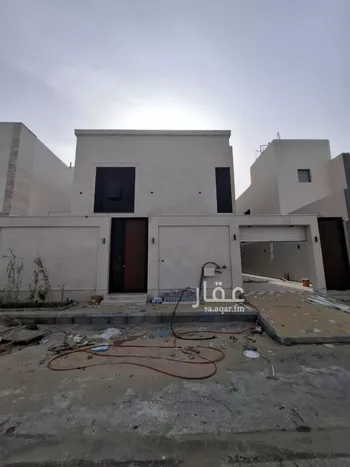 فيلا للبيع في شارع ربيعة بن السكن, حي الأمواج, مدينة الخبر, المنطقة الشرقية