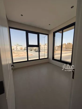 عمارة للبيع في شارع ابن المهاجر, حي المهدية, مدينة الرياض, منطقة الرياض صورة 2