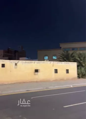 دور للبيع في شارع شريح بن محمد, حي بنى ظفر, مدينة المدينه المنوره, منطقة المدينة المنورة
