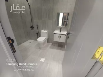 دور للبيع في شارع سليمان الحقيل, حي عكاظ, مدينة الرياض, منطقة الرياض صورة 4