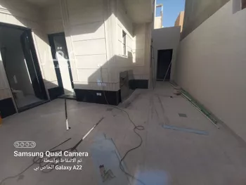 فيلا للبيع في شارع سراقة البارقي, حي العريجاء الغربي, مدينة الرياض, منطقة الرياض صورة 2