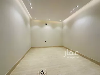 فيلا للبيع في شارع محمد بن صاف, حي عكاظ, مدينة الرياض, منطقة الرياض صورة 5