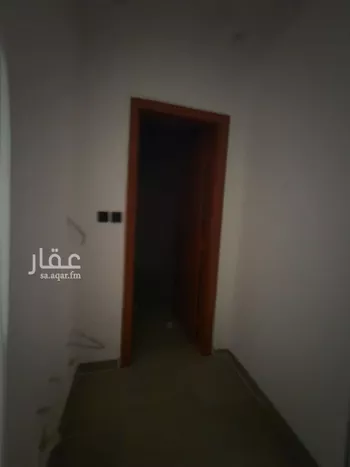 دور للبيع في شارع أم يونس, حي عكاظ, مدينة الرياض, منطقة الرياض صورة 3