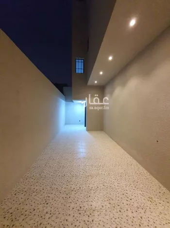 شقة للبيع في شارع وادي حقيل, حي بدر, مدينة الرياض, منطقة الرياض صورة 2