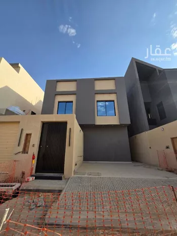 دور للبيع في شارع أم يونس, حي عكاظ, مدينة الرياض, منطقة الرياض