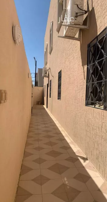 عمارة للبيع في شارع ظلمان, حي المصيف, مدينة خميس مشيط, منطقة عسير صورة 5