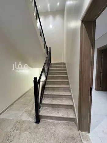 عمارة للبيع في شارع شاكر بن مكي ، المدينة المنورة ، منطقة المدينة المنورة صورة 2