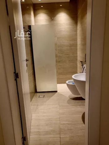 شقة للإيجار في شارع ابي سفيان بن حرب, حي مغرزات, مدينة الرياض, منطقة الرياض صورة 5