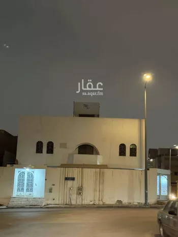 فيلا للبيع في شارع تميم الدارى, حي شبرا, مدينة الرياض, منطقة الرياض صورة 2
