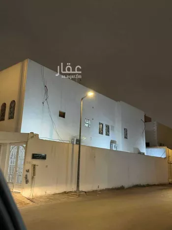 فيلا للبيع في شارع تميم الداري, حي شبرا, مدينة الرياض, منطقة الرياض صورة 2