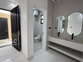 فيلا للبيع في شارع حرة الحجرة, حي الجنادرية, مدينة الرياض, منطقة الرياض صورة 4