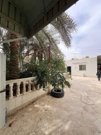 فيلا للبيع في شارع عبدالله النجدي, حي الشفاء, مدينة الرياض, منطقة الرياض صورة 5