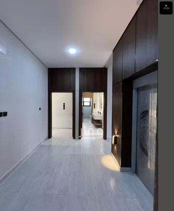 شقة للبيع في شارع سبيع بن قيس الخزرجي, حي المعارض, مدينة خميس مشيط, منطقة عسير صورة 2