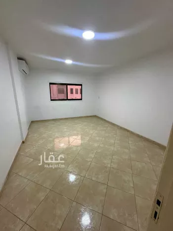 شقة للإيجار في شارع ثابت اللغوي ، حي المعذر الشمالي ، الرياض ، منطقة الرياض صورة 2