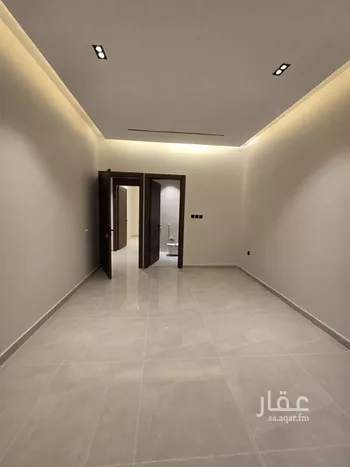 فيلا للبيع في شارع حامد القاري, حي عكاظ, مدينة الرياض, منطقة الرياض صورة 2