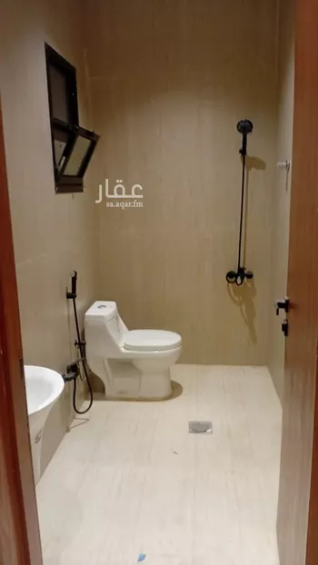 دور للبيع في شارع أحمد بن محمد المرثدي, حي البيان, مدينة الرياض, منطقة الرياض صورة 3