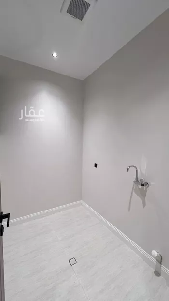 دور للبيع في شارع فيضة نومان, حي الغدير, مدينة ابها, منطقة عسير صورة 5