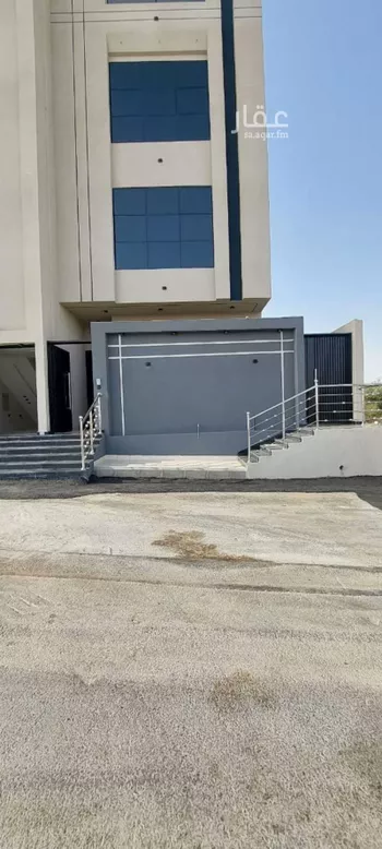 دور للبيع في شارع التاجر, حي الزهور, مدينة ابها, منطقة عسير