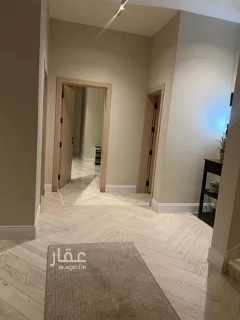 فيلا للبيع في شارع محمد بن رزين, حي النرجس, مدينة الرياض, منطقة الرياض صورة 5
