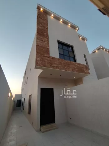 دور للبيع في شارع ابن الحبوبي, حي عكاظ, مدينة الرياض, منطقة الرياض صورة 3