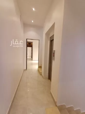 دور للبيع في شارع صالح محمد جمال, حي الرمال, مدينة الرياض, منطقة الرياض صورة 2