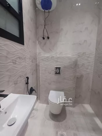دور للبيع في شارع عبدالله بن أبي الهذيل, حي الرمال, مدينة الرياض, منطقة الرياض