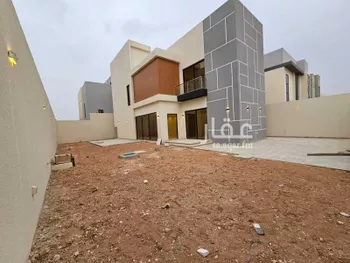 فيلا للبيع في شارع عبدالله بن أبي القاسم, حي البيان, الرياض صورة 3