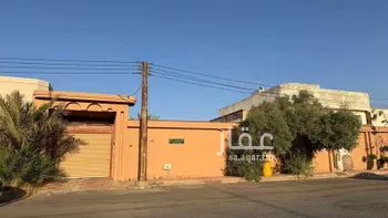 فيلا للبيع في شارع الامام محمد بن عبدالوهاب ، حي المنتزه الغربي ، حائل ، منطقة حائل