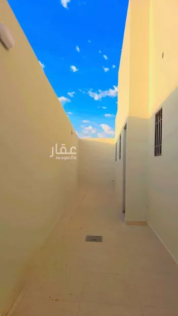 دور للبيع في شارع 0000, حي الشقة, مدينة بريده, منطقة القصيم صورة 3