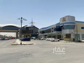 مكتب تجاري للإيجار في شارع الملك عبدالعزيز ابن عبدالرحمن سعود, حي الربيع, مدينة الرياض, منطقة الرياض صورة 3