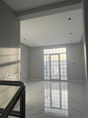 فيلا للبيع في شارع أبو الفضل البيهقي, حي الصفاء, مدينة تبوك, منطقة تبوك صورة 4