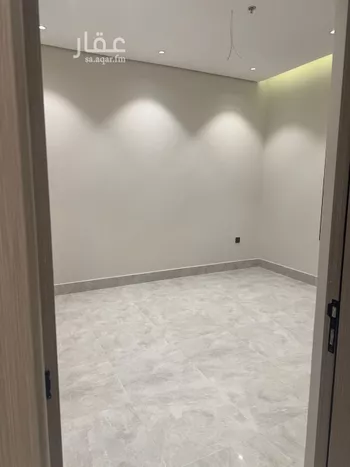 شقة للإيجار في شارع العطايف, حي الحمراء, مدينة الخبر, المنطقة الشرقية صورة 2