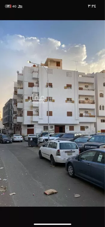 عمارة للبيع في شارع امامه بنت حمزه بن عبدالمطلب, حي المغيسلة, مدينة المدينه المنوره, منطقة المدينة المنورة