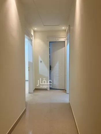 فيلا للبيع في شارع عمر بن نبيه, حي طويق, مدينة الرياض, منطقة الرياض صورة 3