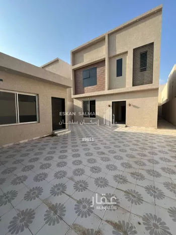 فيلا للبيع في شارع معاذ بن عفراء, حي الاحتفالات, مدينة الرس, منطقة القصيم صورة 3