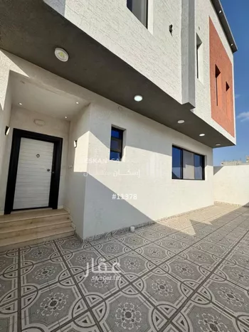 فيلا للبيع في شارع يزيد بن عبد المدان, حي المدينة الصناعية, مدينة المدينه المنوره, منطقة المدينة المنورة صورة 3