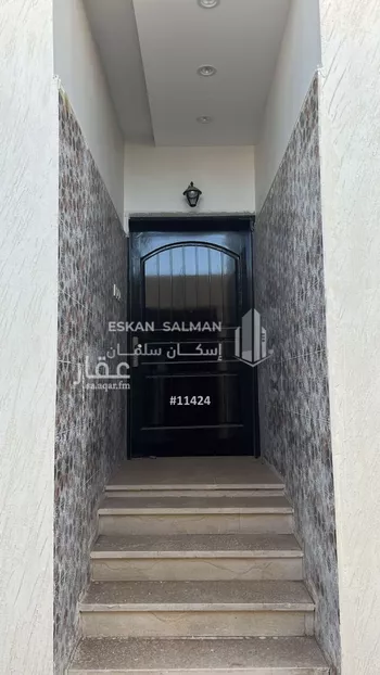 دور للبيع في شارع عمران بن سعيد, حي المدينة الصناعية, مدينة المدينه المنوره, منطقة المدينة المنورة صورة 3