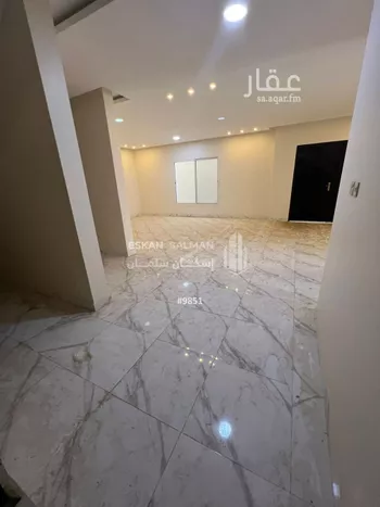 فيلا للبيع في شارع معاذ بن عفراء, حي الاحتفالات, مدينة الرس, منطقة القصيم صورة 4