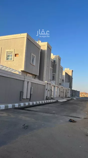 عمارة للبيع في شارع يحيىى بن خالد البرمكي ، حي النهضة ، نجران ، منطقة نجران صورة 2