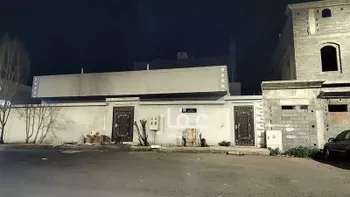 عمارة للبيع في شارع محمد بن خلف ، حي السكة الحديد ، المدينة المنورة ، منطقة المدينة المنورة صورة 2