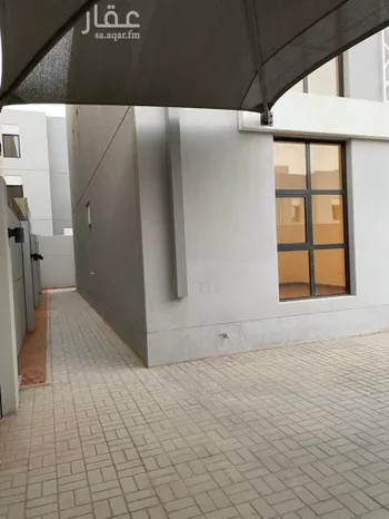فيلا للبيع في شارع عبدالكريم بن الهيثم ، حي مطار الملك خالد الدولي ، الرياض ، منطقة الرياض صورة 3