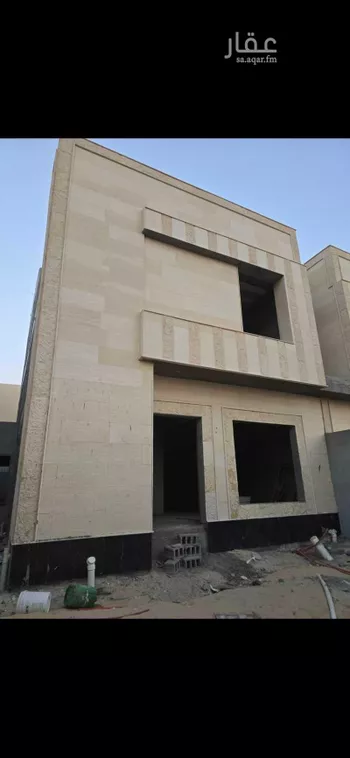 فيلا للبيع في شارع 12ج, حي الشاطئ الشرقي, مدينة الدمام, المنطقة الشرقية