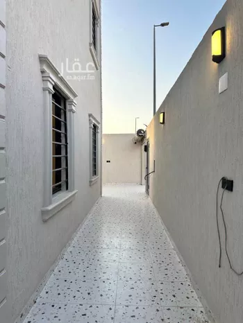فيلا للبيع في شارع الصليل, حي الواسط, مدينة امارة منطقة مكة المكرمة - الطائف, منطقة مكة المكرمة صورة 2