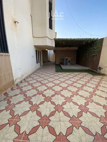 فيلا للبيع في شارع ابي حامد القزويني, حي ظهرة البديعة, مدينة الرياض, منطقة الرياض صورة 4