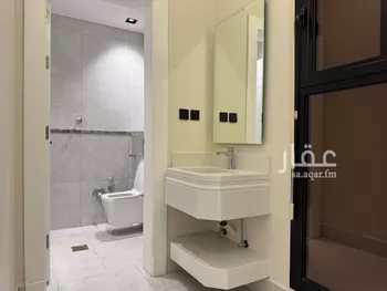 دور للبيع في شارع 524, حي النرجس, مدينة الرياض, منطقة الرياض صورة 4
