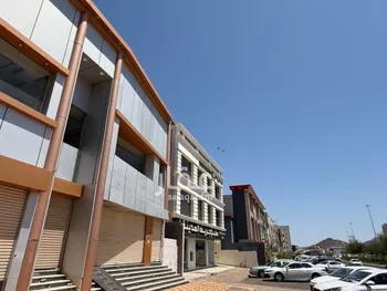 عمارة للإيجار في شارع الملك عبدالله بن عبدالعزيز, حي القبلتين, مدينة المدينه المنوره, منطقة المدينة المنورة صورة 3